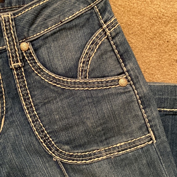 Cache Contour Collection Jean - Picture 4 of 5